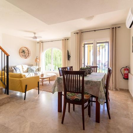 فيلا Casa La Rosaleda موتيكْتْساميل المظهر الخارجي الصورة